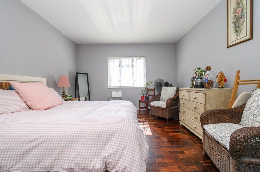 2 Bedroom Property for Sale in Humewood Eastern Cape